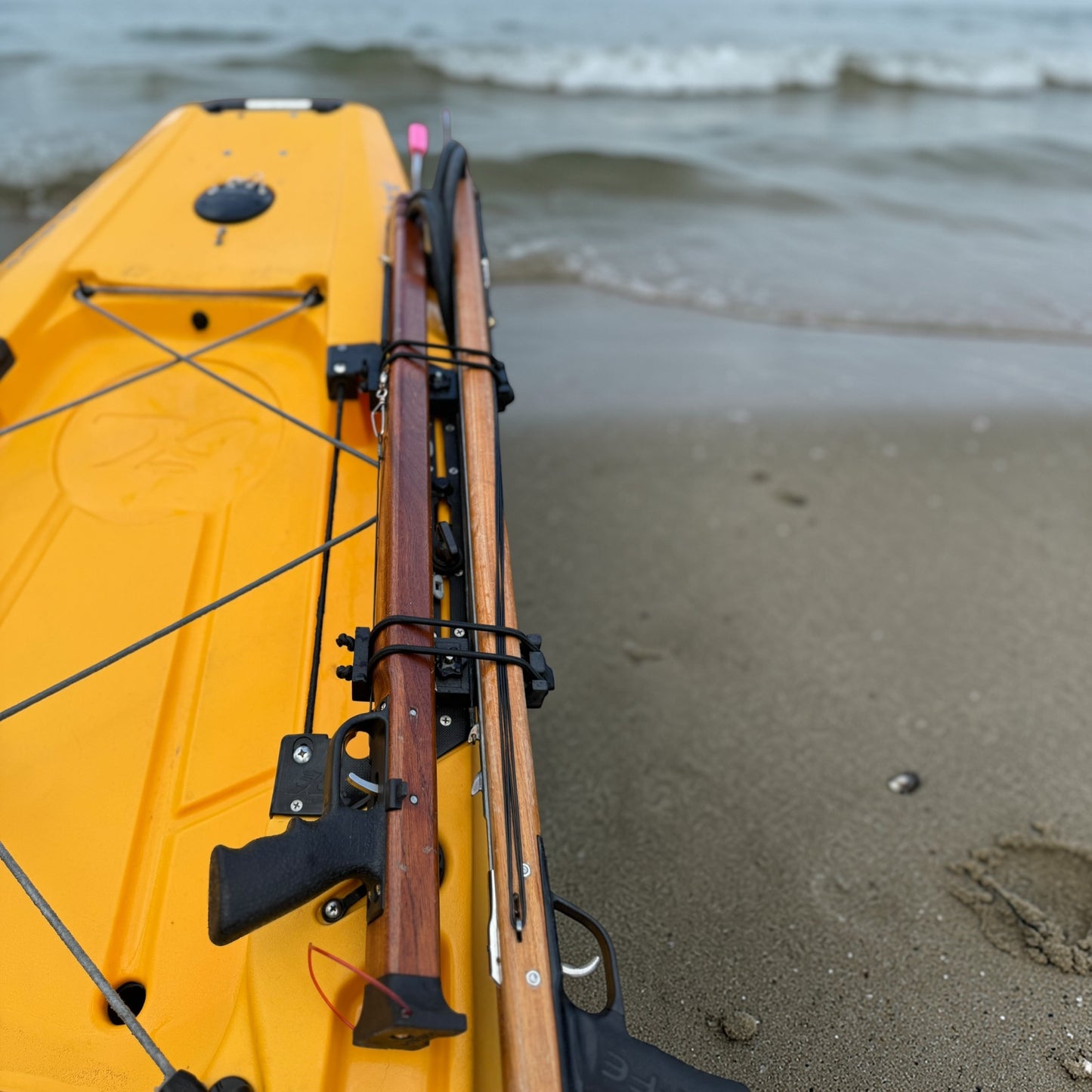 Kayak Track Mount Speargun Rack | Gear Track Rail Holder